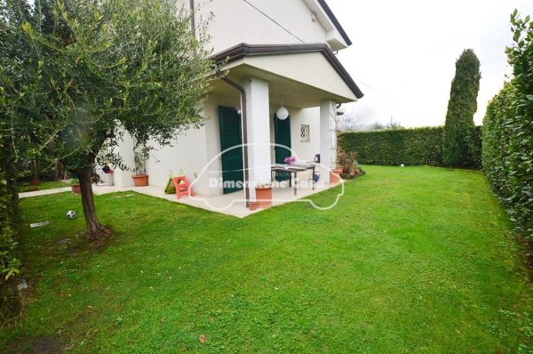 casa indipendente in vendita a Capannori