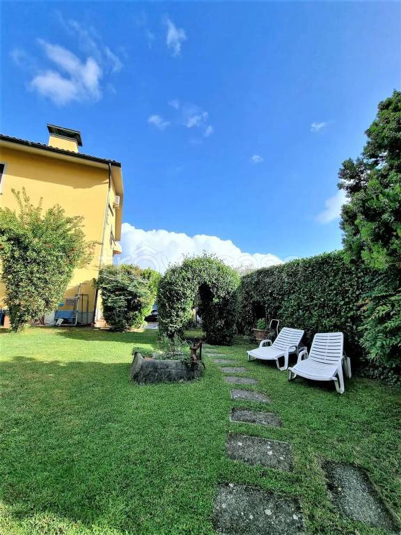 casa indipendente in vendita a Capannori