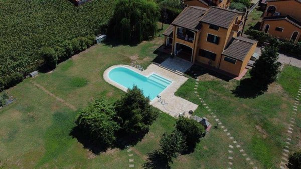 casa indipendente in vendita a Capannori
