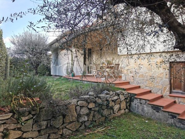 casa indipendente in vendita a Capannori in zona Guamo