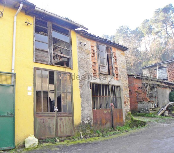 casa indipendente in vendita a Capannori