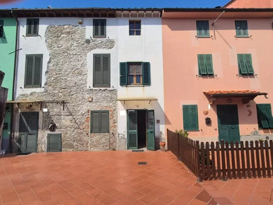 casa indipendente in vendita a Capannori in zona Marlia