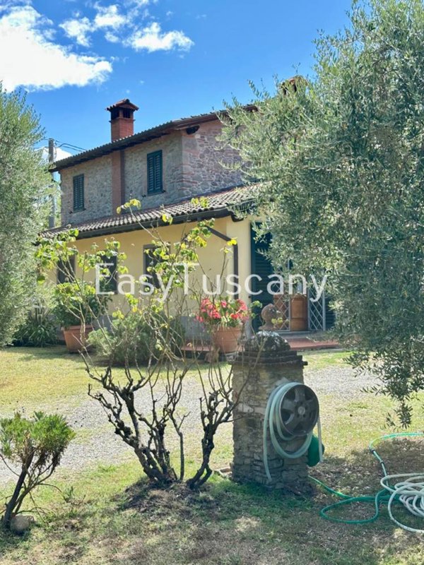 casa indipendente in vendita a Capannori