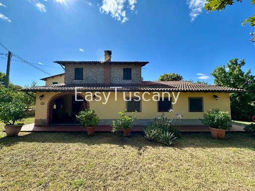 casa indipendente in vendita a Capannori