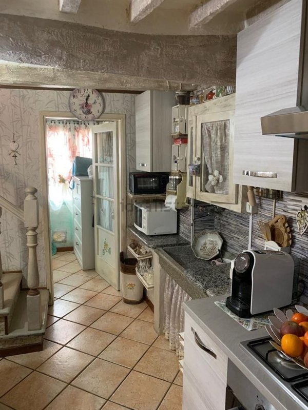 appartamento in vendita a Capannori in zona Castelvecchio di Compito