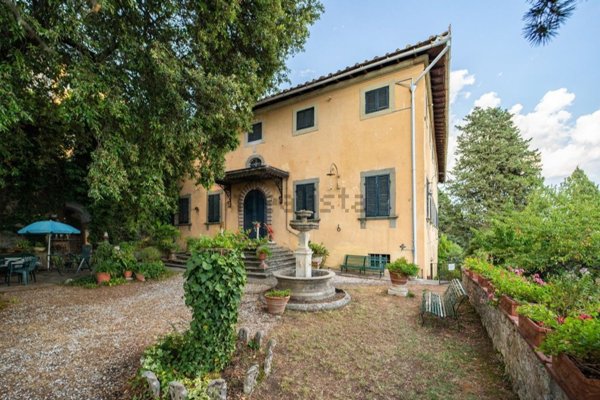 casa indipendente in vendita a Capannori