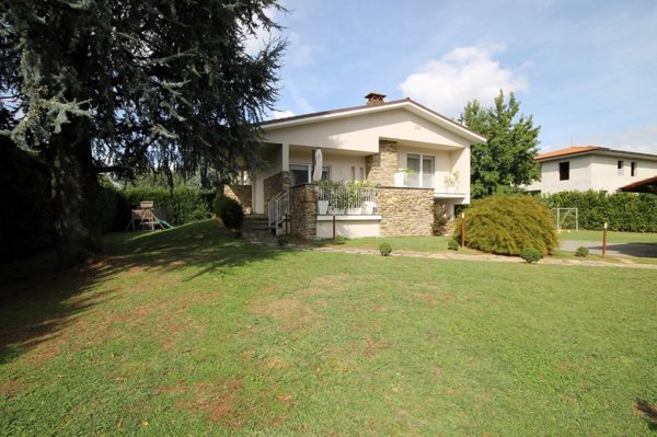 casa indipendente in vendita a Capannori in zona Marlia