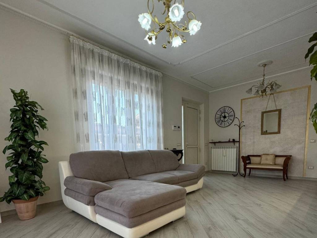casa indipendente in vendita a Capannori in zona Carraia