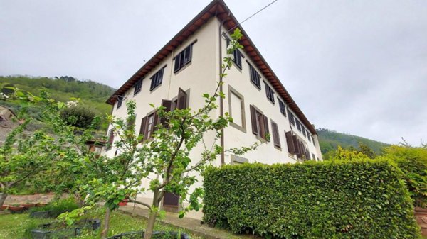 villa in vendita a Capannori