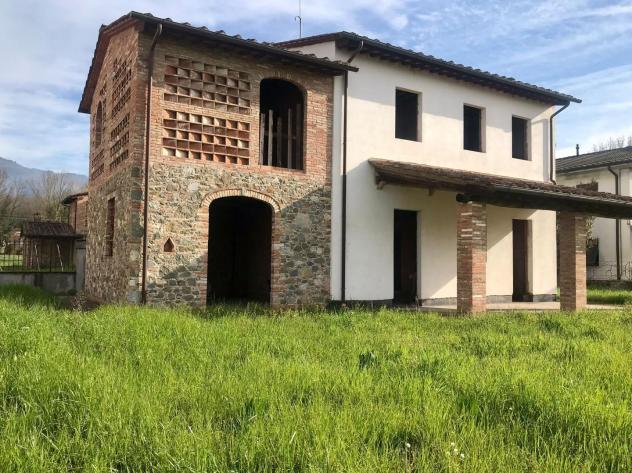 casa indipendente in vendita a Capannori