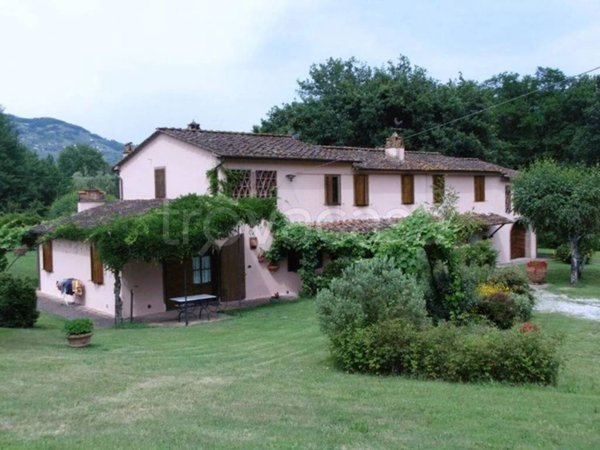 casa indipendente in vendita a Capannori