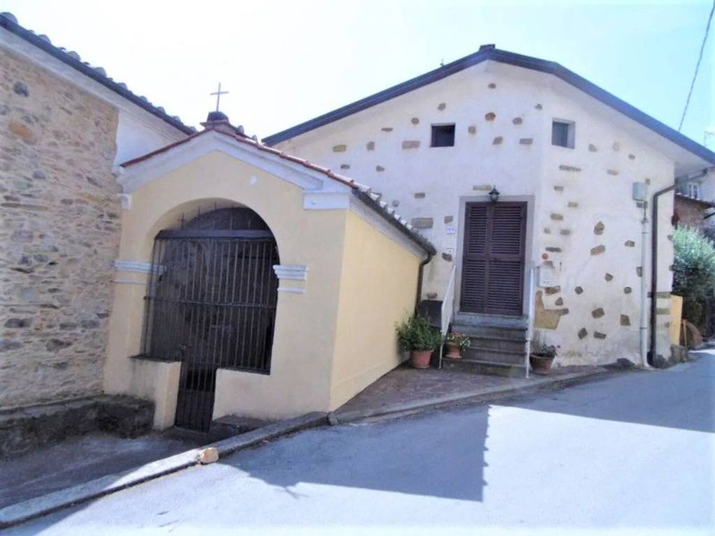 casa indipendente in vendita a Capannori