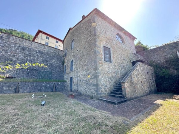 casale in vendita a Capannori