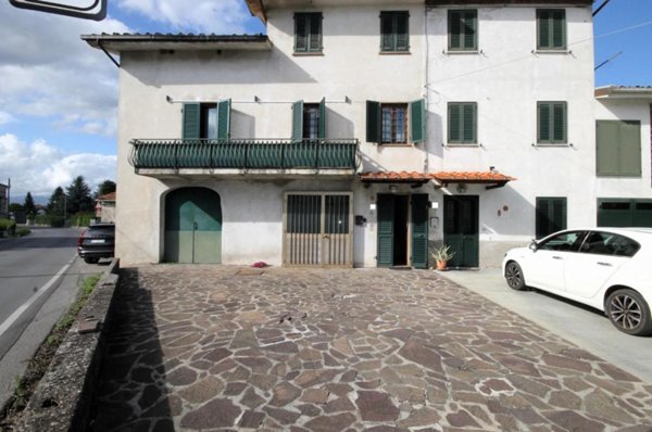 casa indipendente in vendita a Capannori in zona Marlia