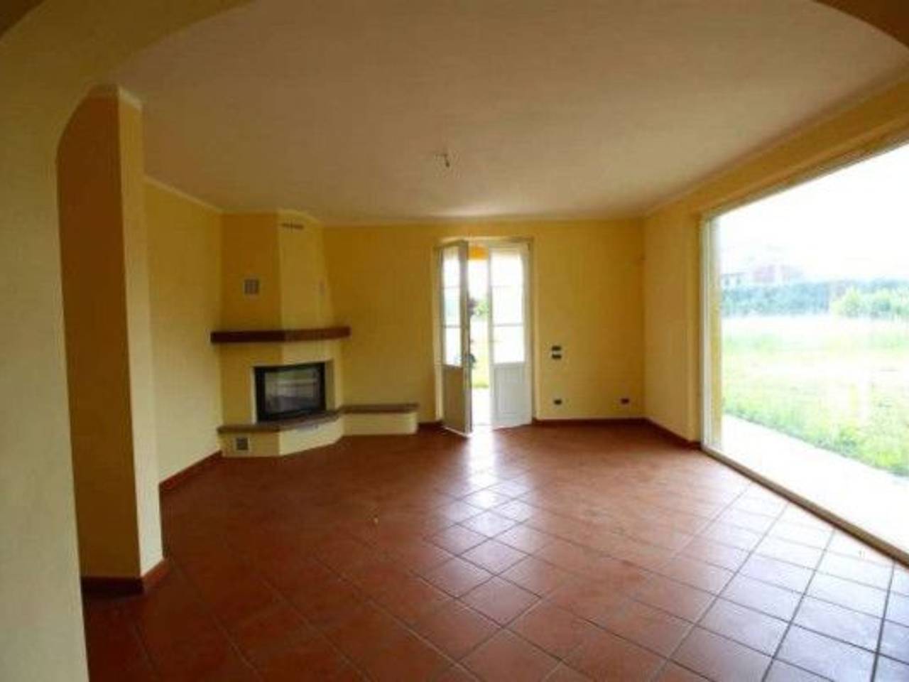 casa indipendente in vendita a Capannori in zona Lunata