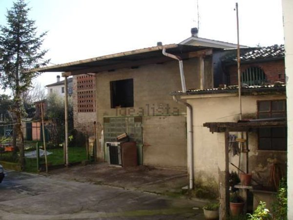 casa indipendente in vendita a Capannori