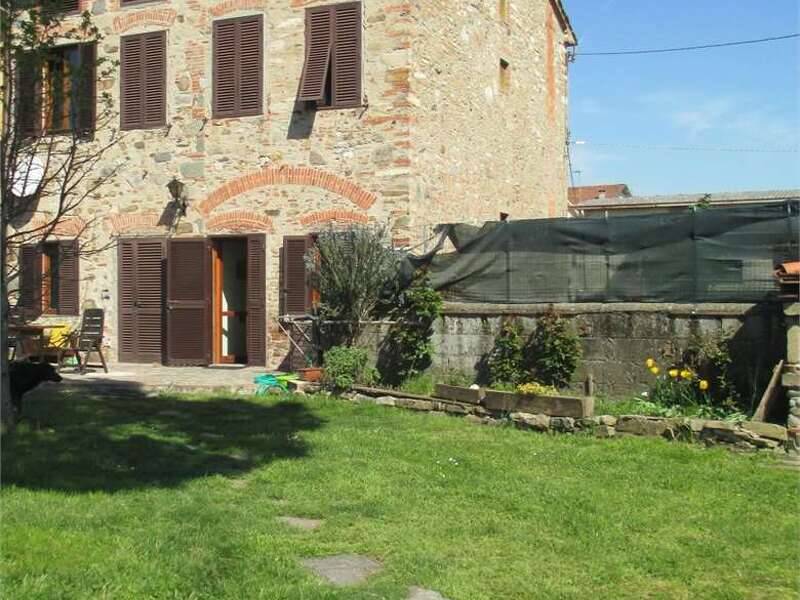 casa indipendente in vendita a Capannori
