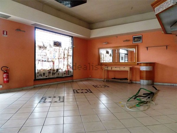 negozio in vendita a Capannori