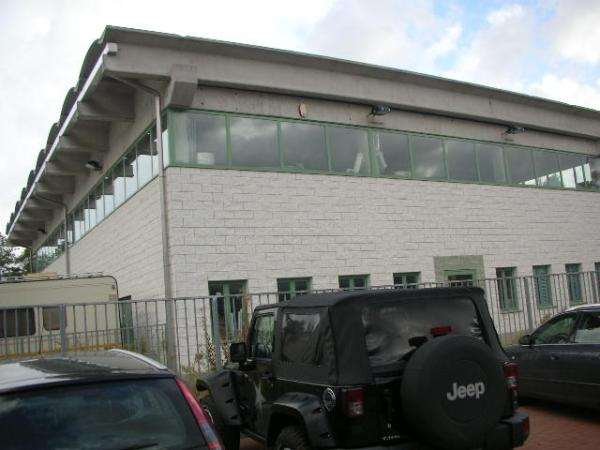 capannone in vendita a Capannori in zona Guamo