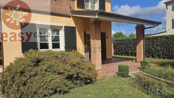 casa indipendente in vendita a Capannori