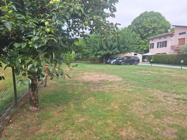 casa indipendente in vendita a Capannori