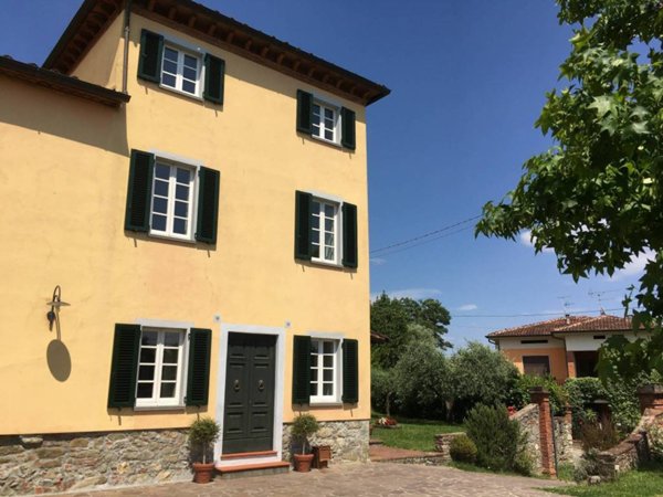 casa indipendente in vendita a Capannori