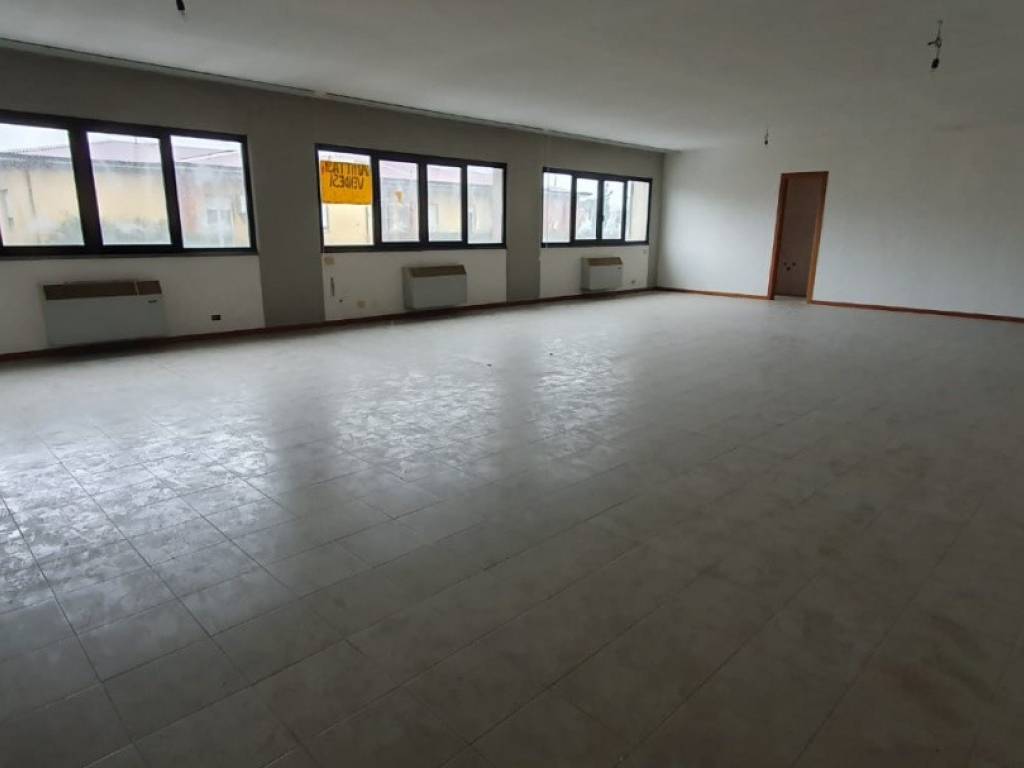 ufficio in vendita a Capannori