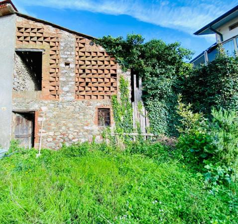 casale in vendita a Capannori in zona Marlia