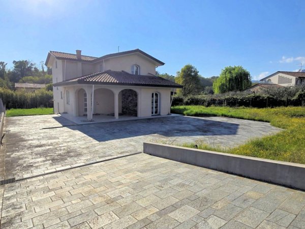 casa indipendente in vendita a Capannori