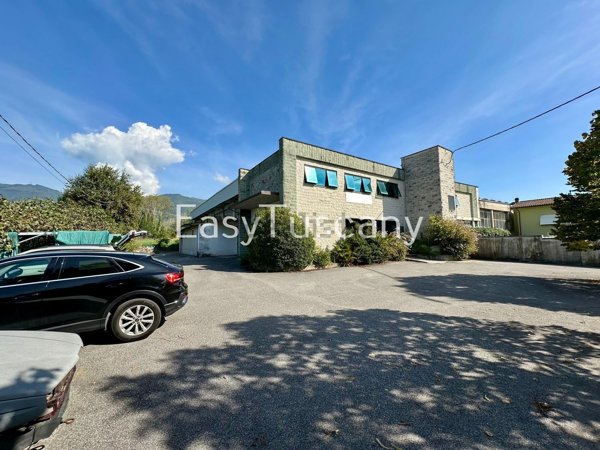 capannone in vendita a Capannori