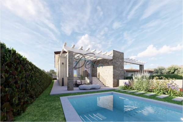 casa indipendente in vendita a Capannori in zona Marlia