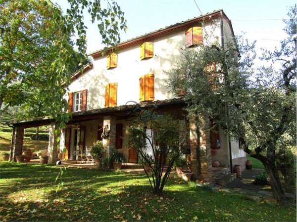 casa indipendente in vendita a Capannori in zona Lunata