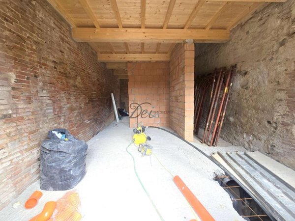 casa indipendente in vendita a Capannori in zona Lunata