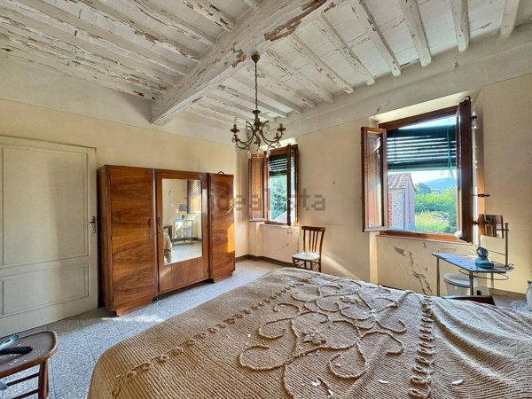 casa indipendente in vendita a Capannori in zona Lammari
