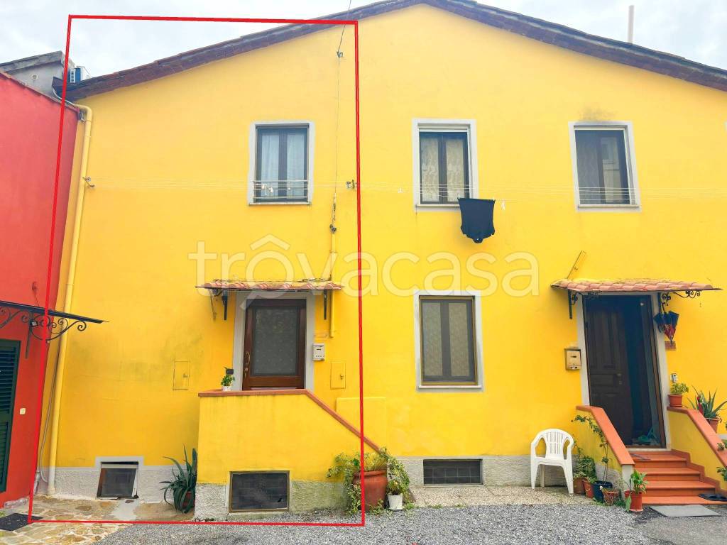 casa indipendente in vendita a Capannori in zona San Gennaro