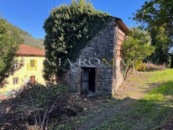 casa indipendente in vendita a Capannori