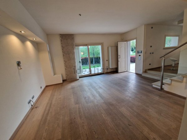 casa indipendente in vendita a Capannori in zona Guamo