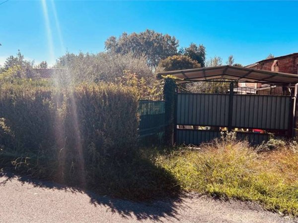 casa indipendente in vendita a Capannori