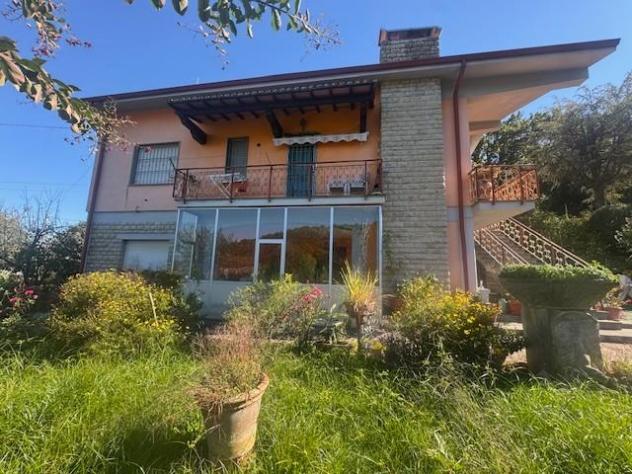 casa indipendente in vendita a Capannori