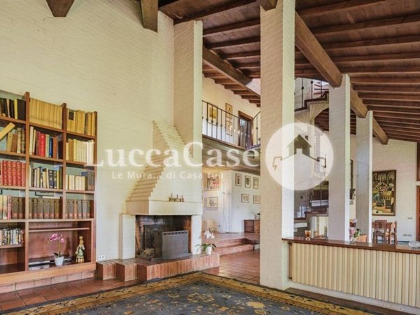 casa indipendente in vendita a Capannori