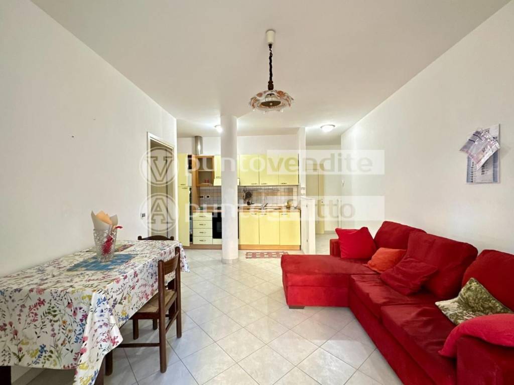 appartamento in vendita a Capannori in zona Lammari