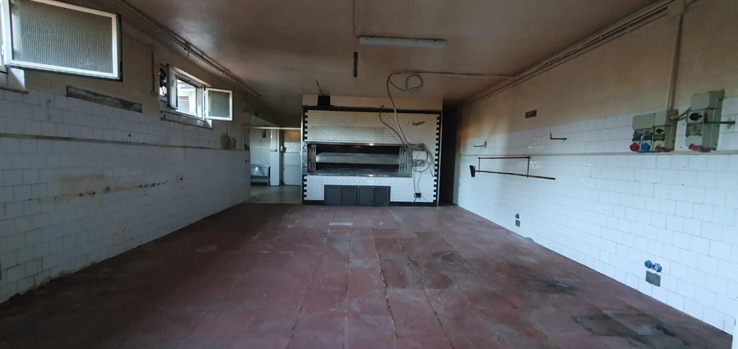 locale commerciale in vendita a Capannori