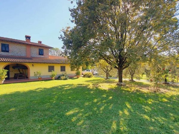 casa indipendente in vendita a Capannori