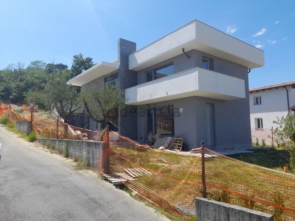 casa indipendente in vendita a Capannori in zona San Gennaro