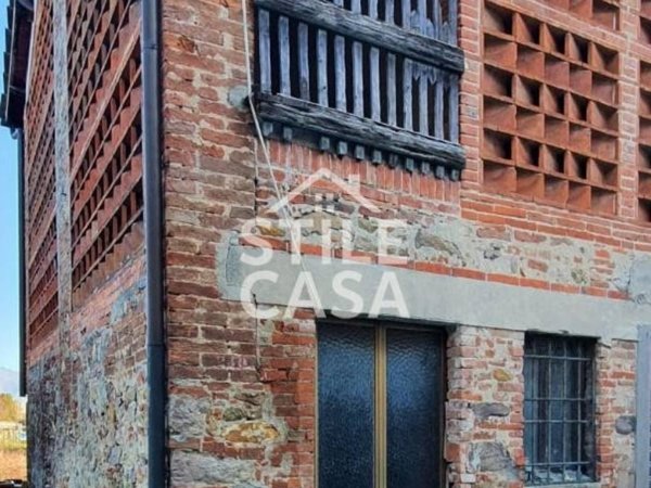 casa indipendente in vendita a Capannori in zona Santa Margherita