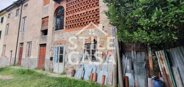 casa indipendente in vendita a Capannori in zona Santa Margherita