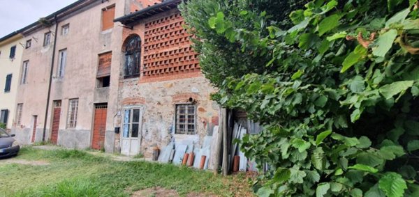 casa indipendente in vendita a Capannori in zona Santa Margherita