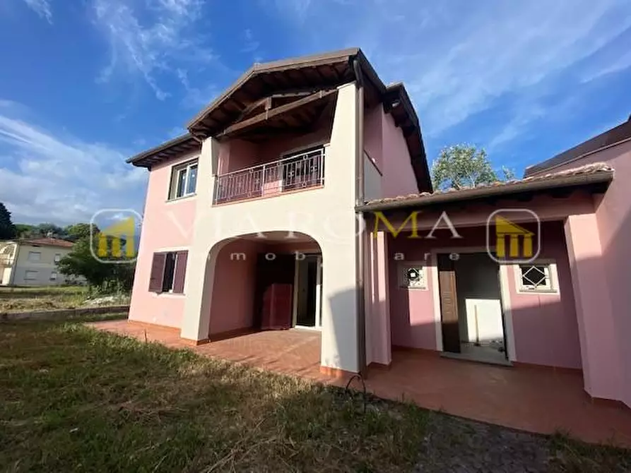 casa indipendente in vendita a Capannori in zona Lammari