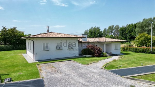 casa indipendente in vendita a Capannori