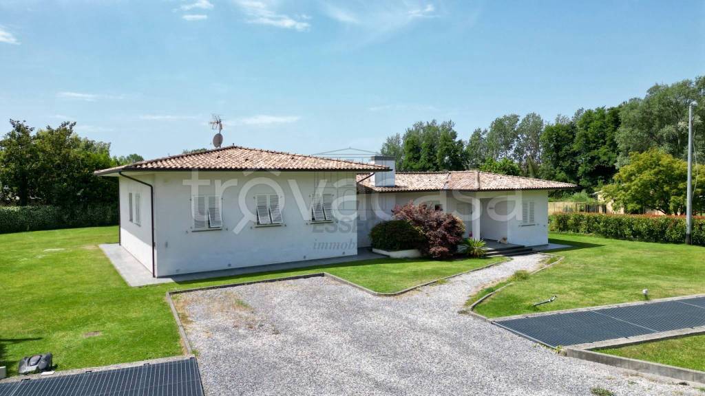 casa indipendente in vendita a Capannori